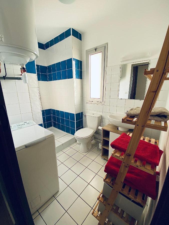 Appartement Au Port De Saint Cyprien Luaran gambar